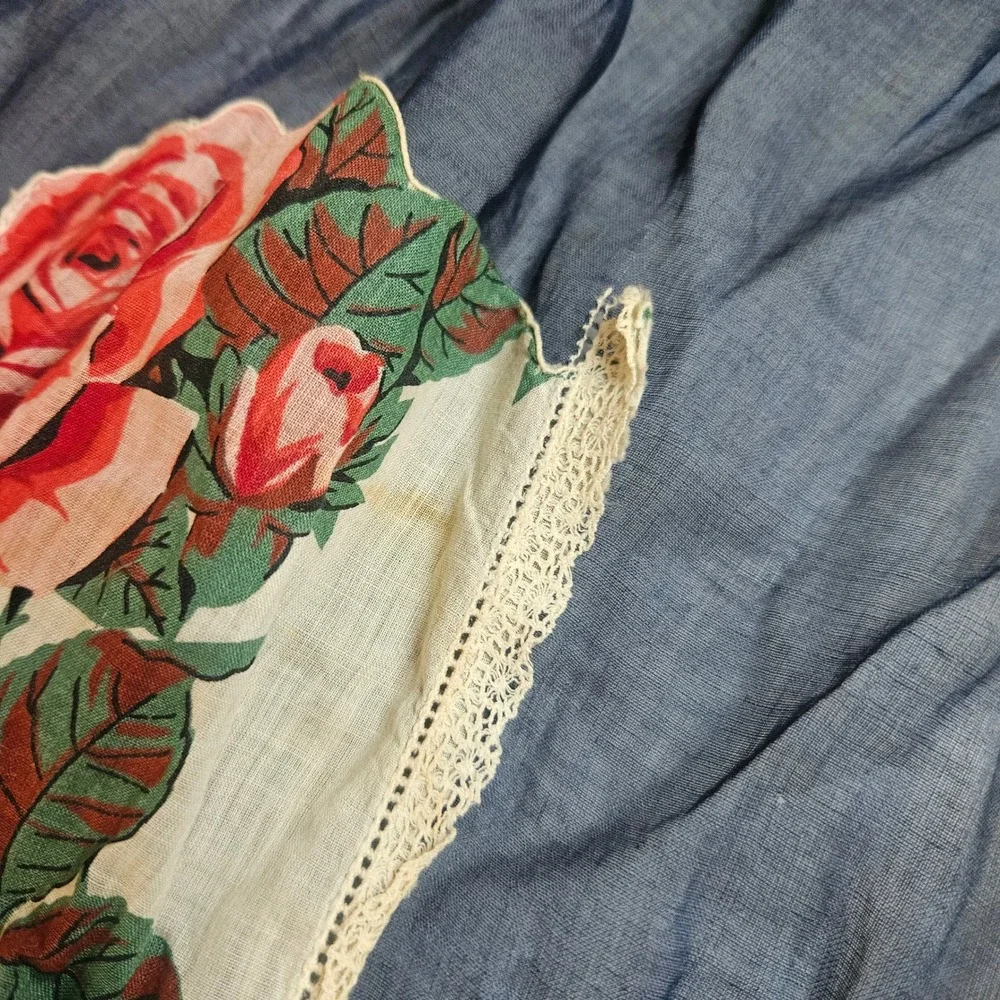 Vintage Navy Blue Sheer Half Apron Red Rose Floral Applique Lace Trim Pocket 50s
